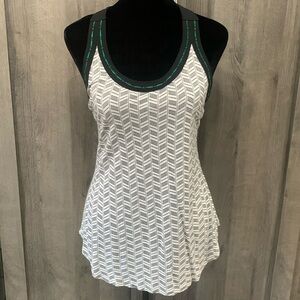 Candie's Scoop Neckline White & Black Geometric Design Tank Top Women's Size S